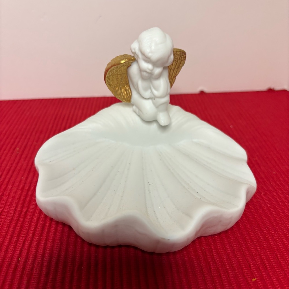 White Angel Trinket/Soap Dish with Gold Wings